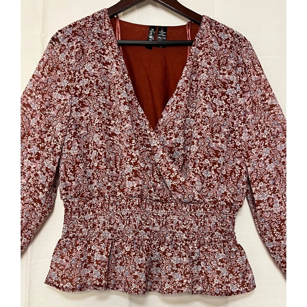 Fun & Flirt Floral Smocked Peplum Blouse XL V-Neck Long Sleeve Red & White - Picture 3 of 16
